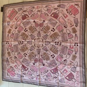 Gorgeous Louis Vuitton square silk scarf